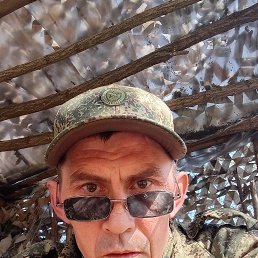 �������, 37 ���, �����-���������