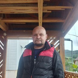 Vasiliy, 45, -