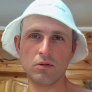 Artur, 46 ���, �����