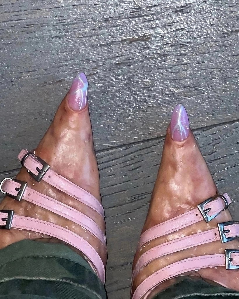           .    ...