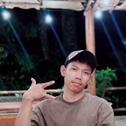 Andre, 19, 