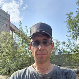 ������, 43 ����, ������