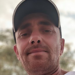 ������, ������, 44 ����