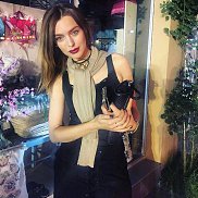 Anna, 28 , 
