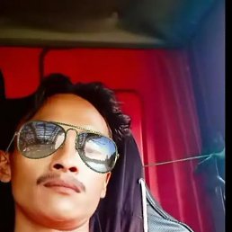 Agus, 17, 