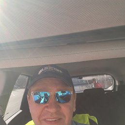 Sergey, 59, 