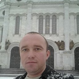 Vasyl, 39, 
