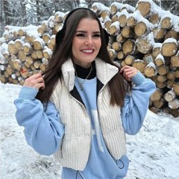 Anna, 37, 