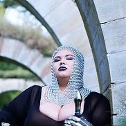 �����, 33 ����, �����-���������