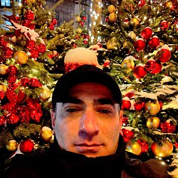 Ali, 44 ����, �����������