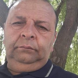 Norayr, 53, 