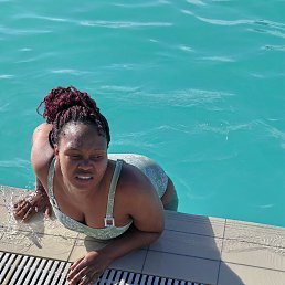 lungi, 32, 