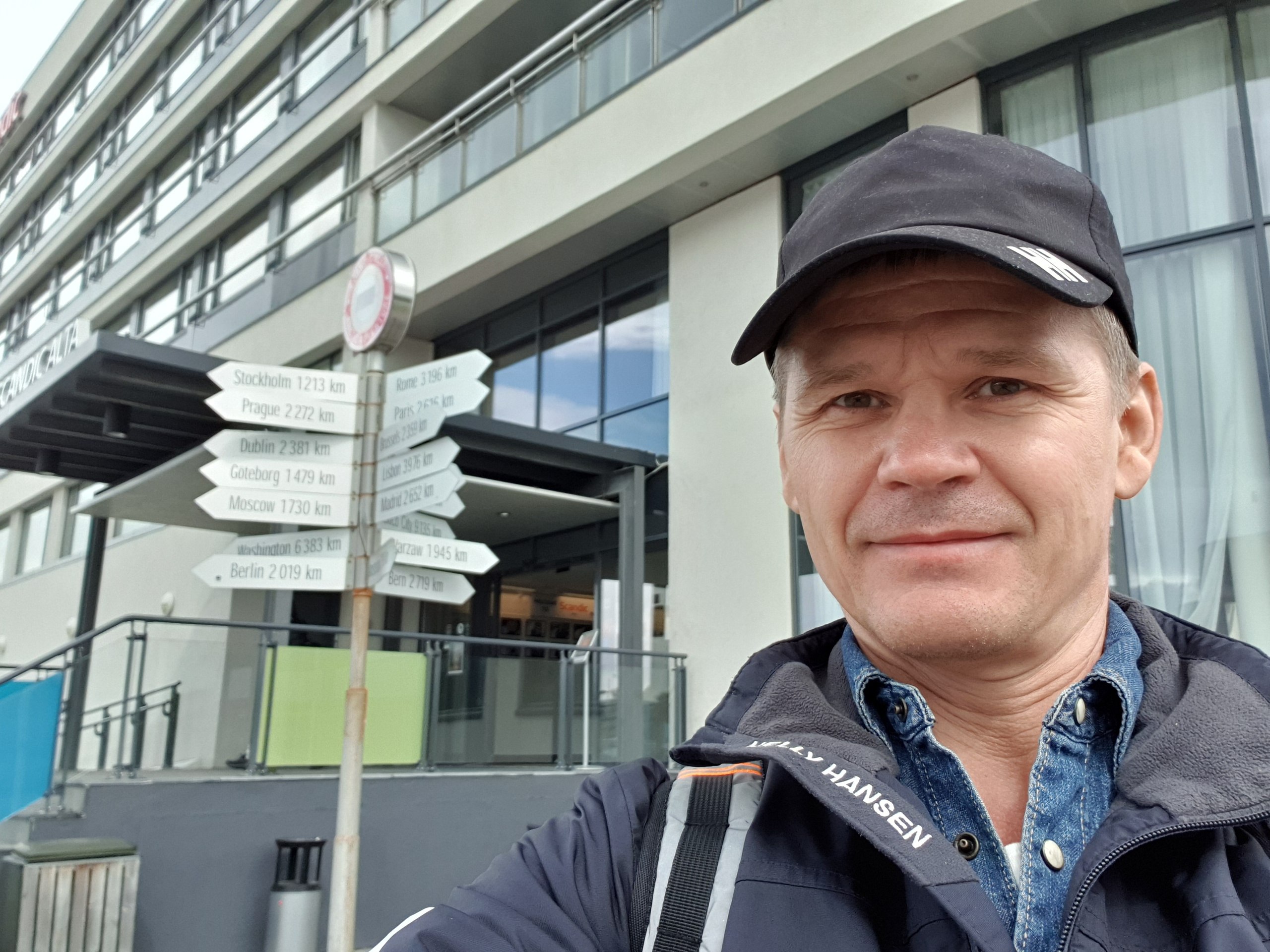 Igor - 18  2025  04:28 - 2