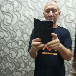 Viktor, 63 , 