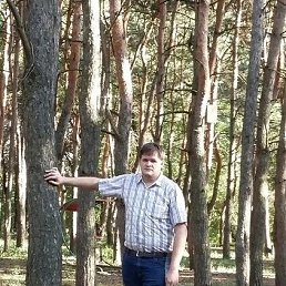 Oleg, 34, 