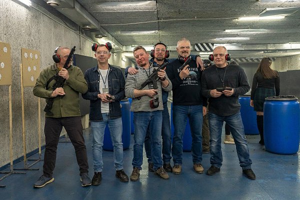 В весну врывайтесь бодро и заряжено с.ССК «КАЛИБР» https://tir-kalibr.ru/.Стрельба в тире из ... - 2