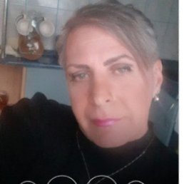 Laura, 49, 