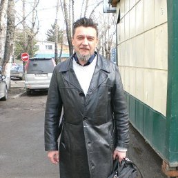 Nikolay, 59, 