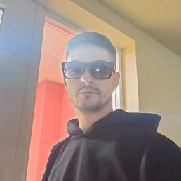 Alex, 54, -