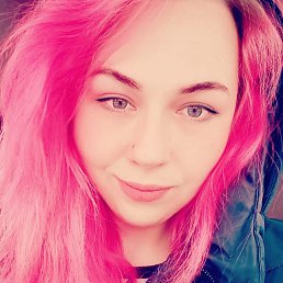 Eva, 32,  