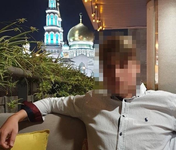 В подмосковном Пушкино под окнами многоэтажного дома обнаружили тела двух молодых людей. Один из них ...
