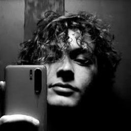 Alex, �����������, 33 ����