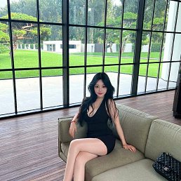 Alisa kei, 40, 