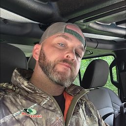 Danylo, 47, 