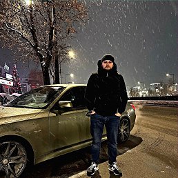 �����, 37 ���, ������������