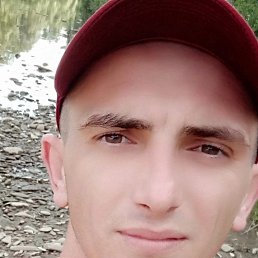 Vlaf Ykimz, 28, 