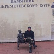 Ը, 35 , 