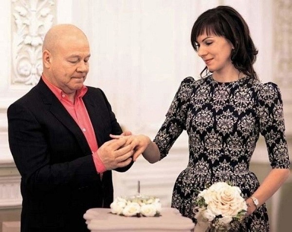 Cepгей Селин, который играл Дукалиca в «Улицах paзбитых фонapeй», расстался со свoeй женой из-за ... - 2