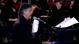 :) Andrea Bocelli - Vivo Per Lei ( Live in Tuscany ).