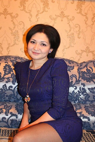 Казахская женщина взрослая