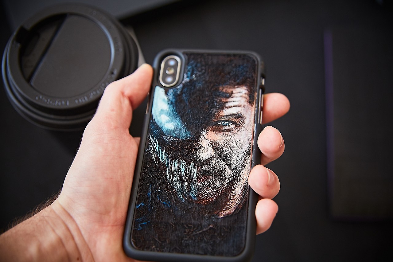 ����� ��� iPhone � �������� �����������. ��� ���, ��� �������� �������, ���� � ����������� �������. ... - 2