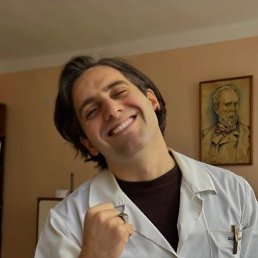 Gauqmdaaa, �������, 32 ����