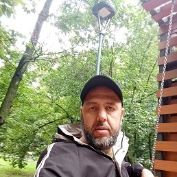 Mago Magovedivij, 38, 