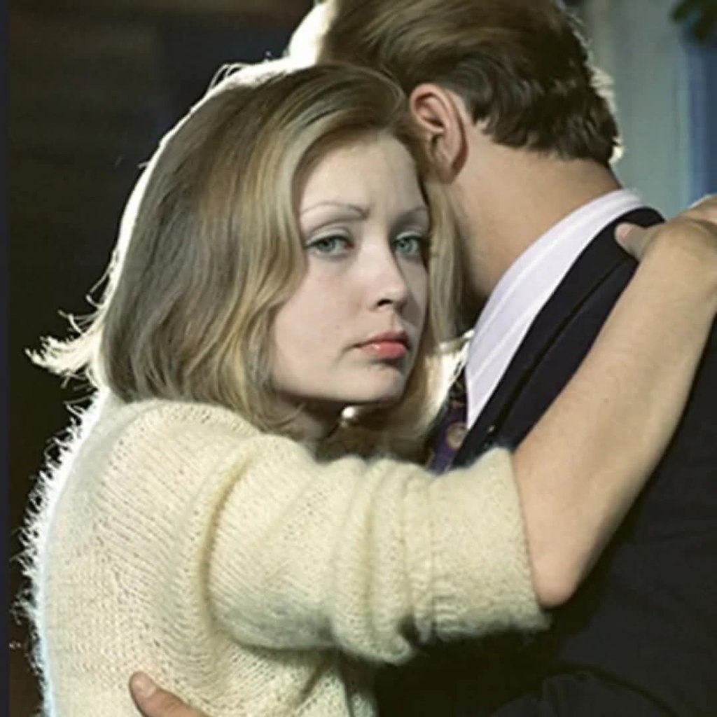 :) o o,   ae e ea酻.    ,  ,   ...