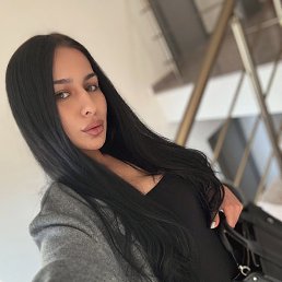 Juliette, 35, 