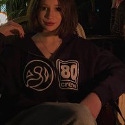 olya, 27 , 