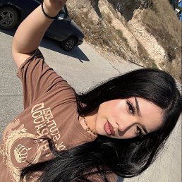 Demina, 25, 