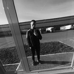 Evgeny, 23, 