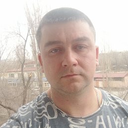 Михаил, 34, Волгоград