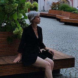 Alla, 47, 