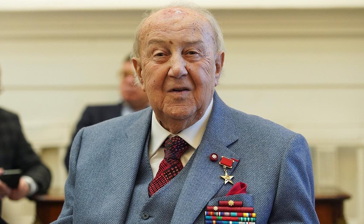 Художник-монументалист, скульптор, президент Российской академии художеств Зураб Церетели скончался ...