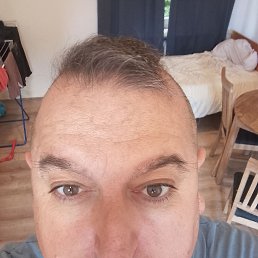 Mikel, 43, 