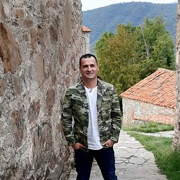 Irakli, 36, 