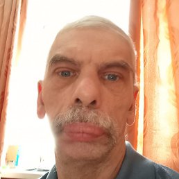 ������, ������, 52 ����