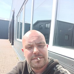 Rick, 34, 