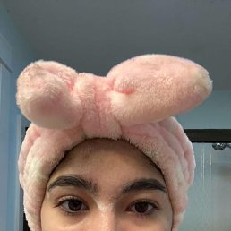 Charl, 23, 